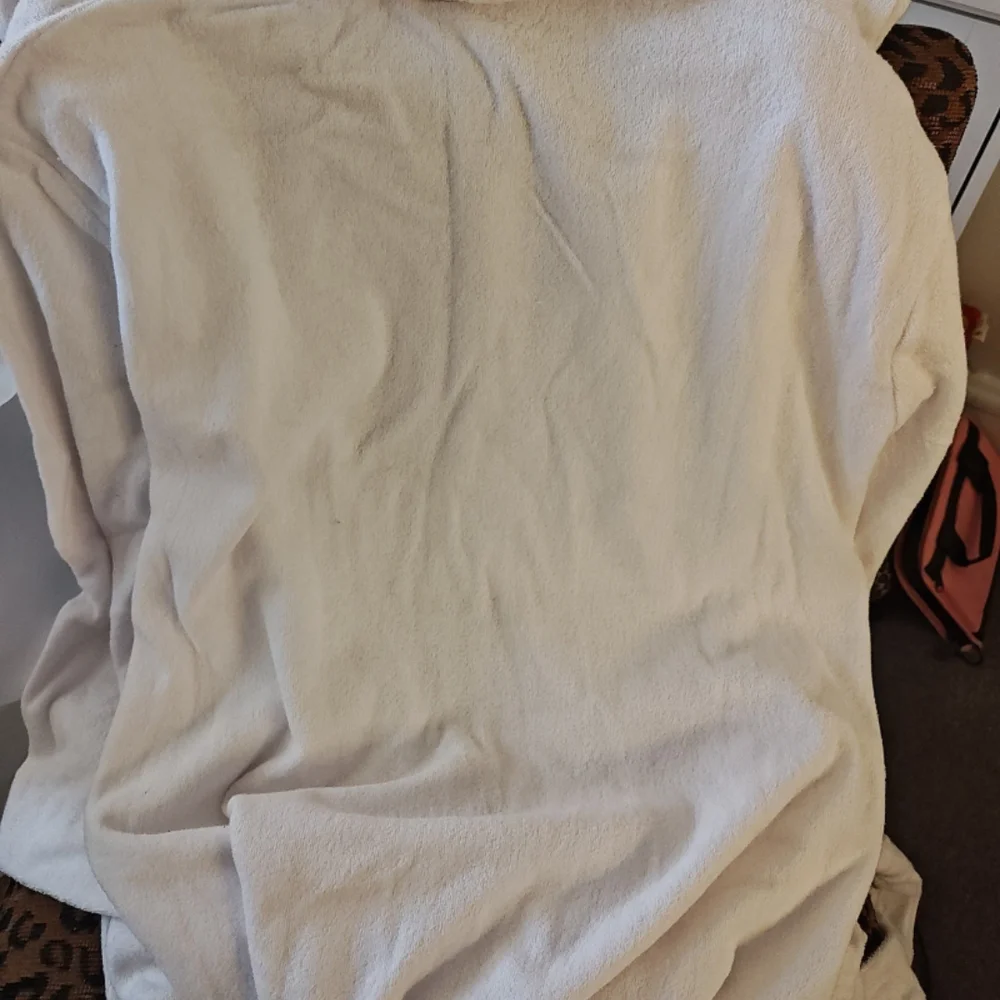 Skims Towel Robe - Picture 8 of 10